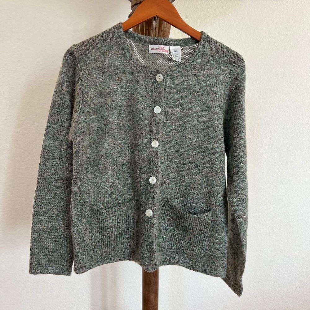 That's me! Petite Women's Size PM Greensand Marl Round-Neck Button Front Sweater